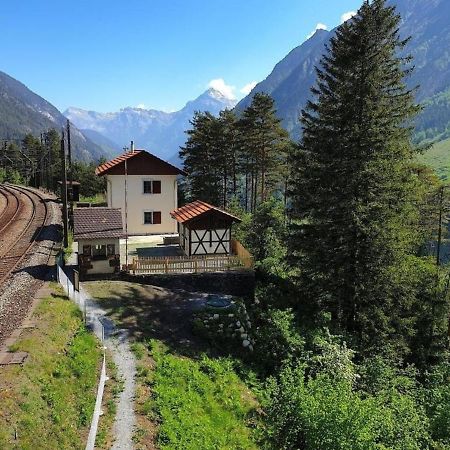 Bahnwaerterhaus Eggwald Villa Wassen Exterior foto