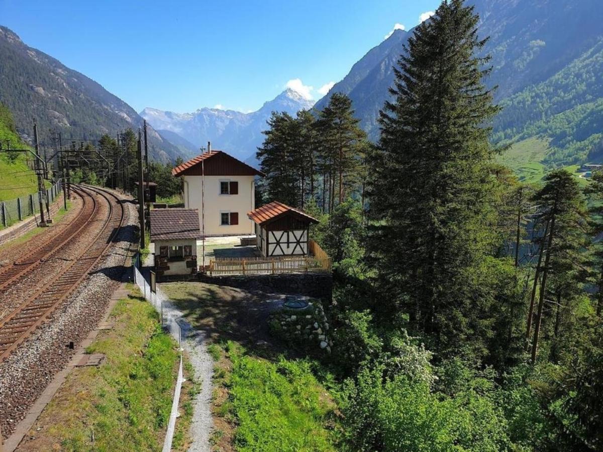 Bahnwaerterhaus Eggwald Villa Wassen Exterior foto